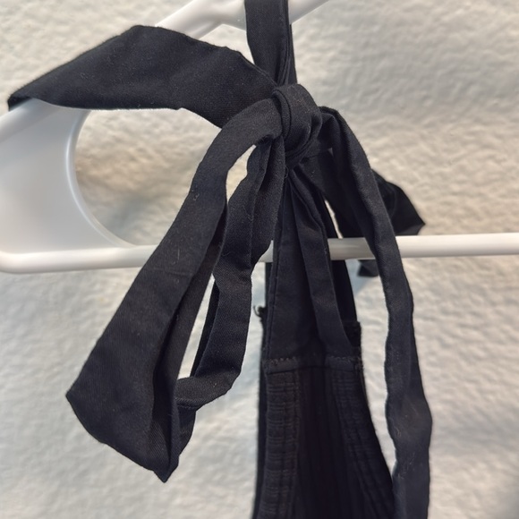 Tie strap tank top bodysuit - Picture 2 of 6